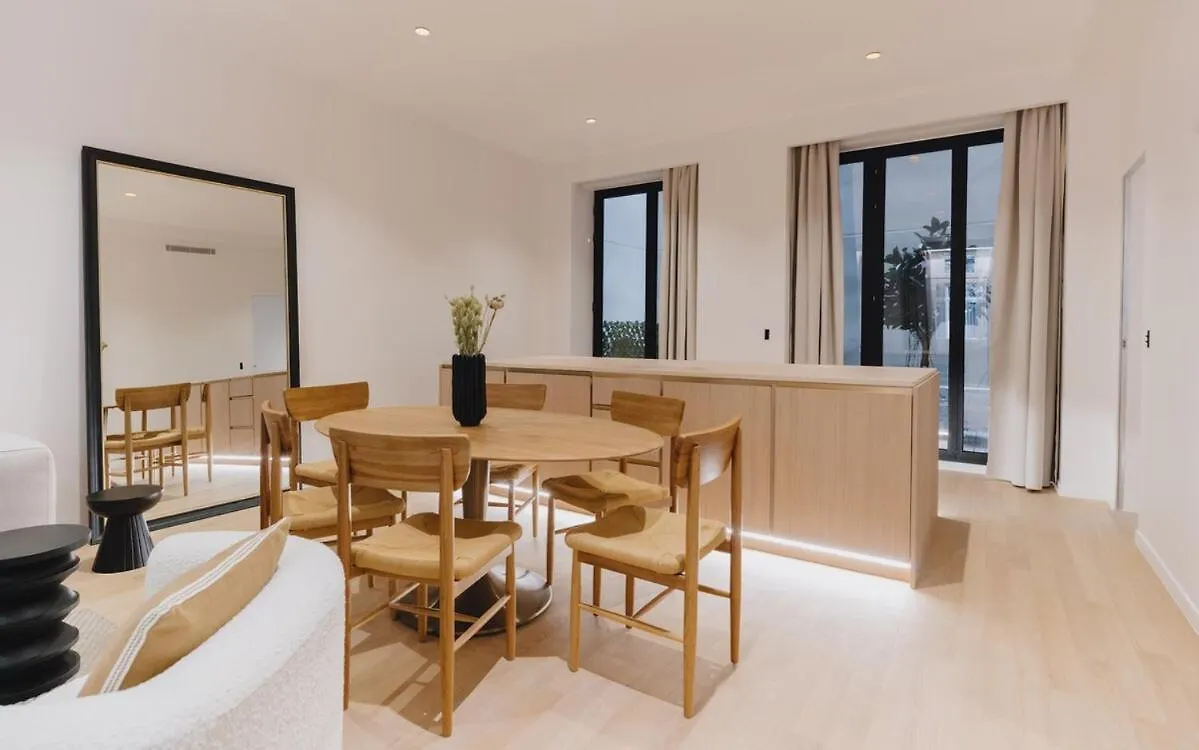 Large And Calm 2Br Apt With Ac & Patio Paris France